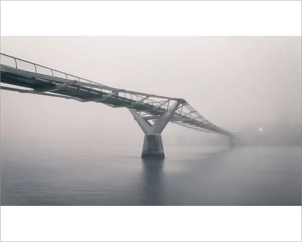 Millennium Footbridge Emptiness