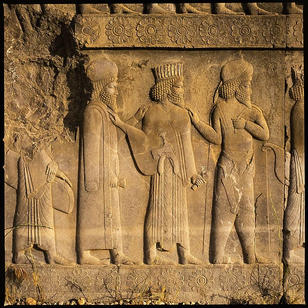 Bas-relief depicting Median dignitaries