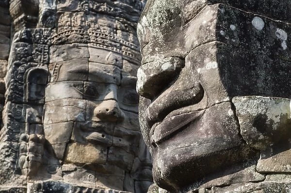 buddha carving face of bayon temple the poppular temple