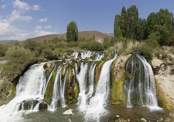 Muradiye waterfall or Muradiye Selalesi, Van Province, Eastern Anatolia Region, Anatolia, Turkey