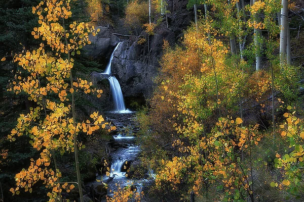 Nellie Creek Falls in Autumn