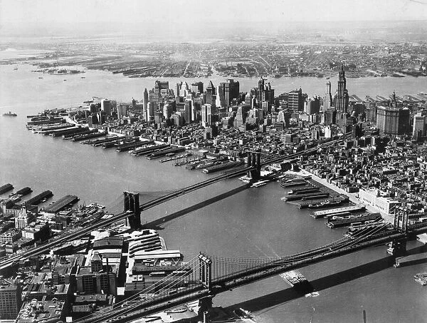 New York. 1928: New York, showing Brooklyn and Manhattan bridges