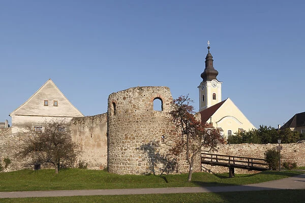 Roman fort, Favianis Roman settlement, Church of St. Stephan, Mautern on the Danube river, Wachau valley, Mostviertel region, Lower Austria, Austria, Europe