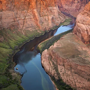 Colorado River flowing around Horseshoe Bend, Arizona, USA