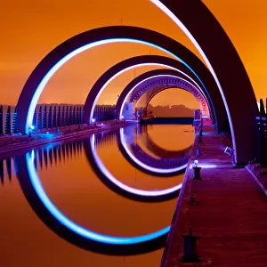 Falkirk wheel at night