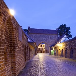 Friedlander Tor, city gate of the medieval fortifications, Four Gates City, Neubrandenburg, Mecklenburg-Western Pomerania, Germany