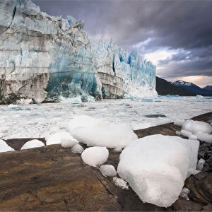 Ice blocks and Perito Moreno Glacier