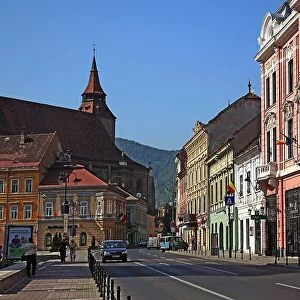 In the old town on Piata Sfatului Square, view of the Black Church, Biserica Neagra, Brasov, Brasov, Transylvania, Romania