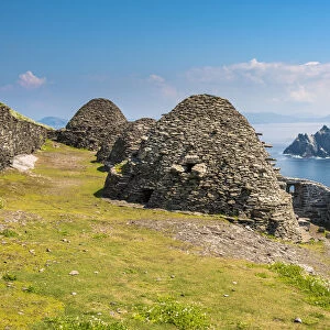 Skellig Michael (Great Skellig), Skellig islands, County Kerry, Munster province, Ireland, Europe. Monasterys architecture on the top of of the island