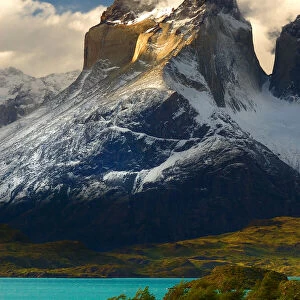 Travel Destinations Jigsaw Puzzle Collection: Torres del Paine National Park, Chile, South America