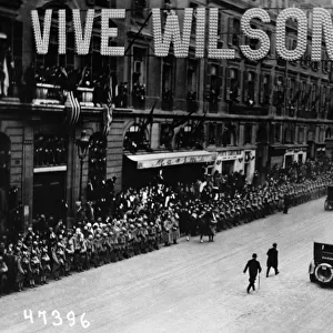 Vive Wilson Sign In Paris