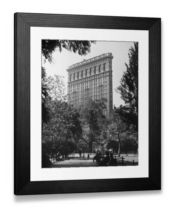 Framed Print : Flatiron Building, New York City Framed Print : Flatiron Building, New York City