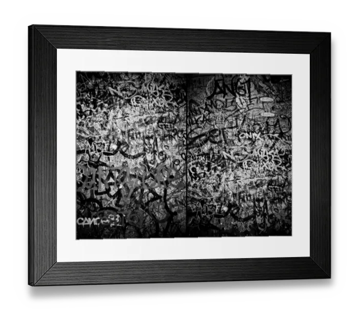 Framed Print : Graffiti (on the berlin wall) Framed Print : Graffiti (on the berlin wall)
