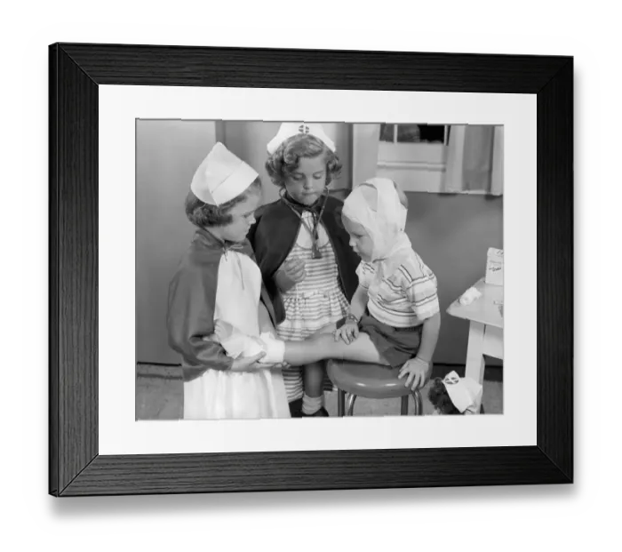 Framed Print : H. Armstrong Roberts (1883-1947) Framed Print : H. Armstrong Roberts (1883-1947)
