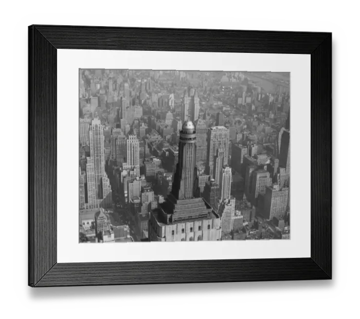 Framed Print : Empire State Top Framed Print : Empire State Top