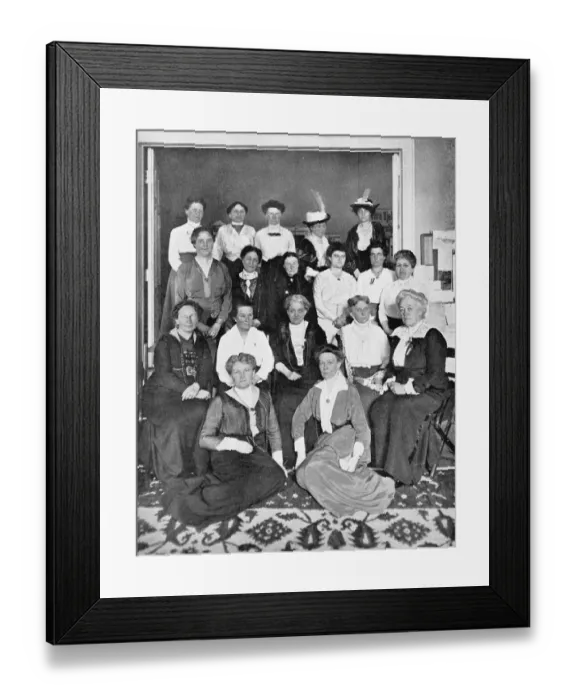 Framed Print : Leaders of International Suffrage Movement 1914 Framed Print : Leaders of International Suffrage Movement 1914