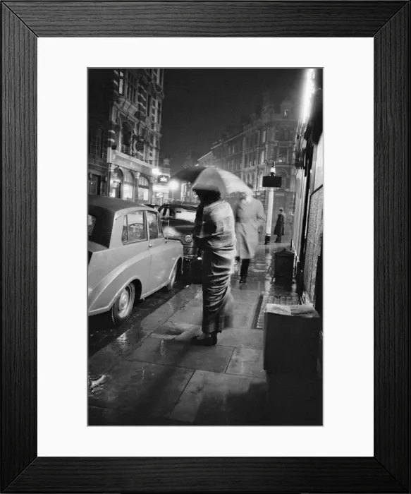 Framed Print : Rainy Night In London Framed Print : Rainy Night In London