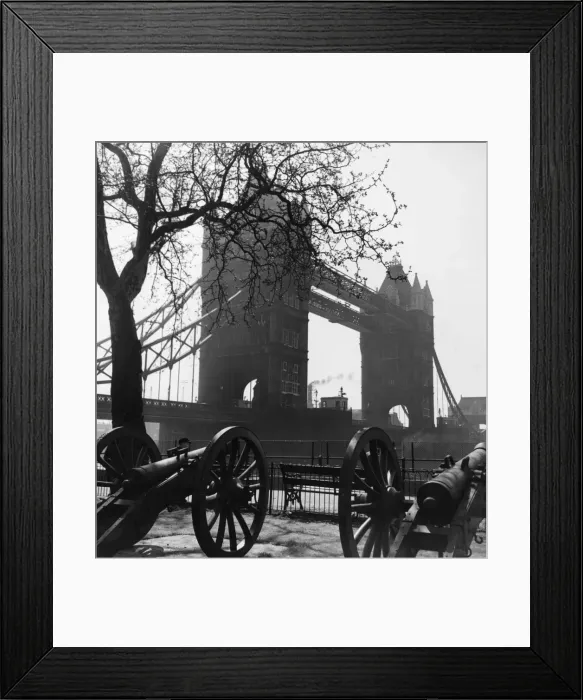 Framed Print : Tower Bridge Framed Print : Tower Bridge