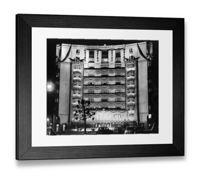 Framed Print : Dorchester Hotel Framed Print : Dorchester Hotel