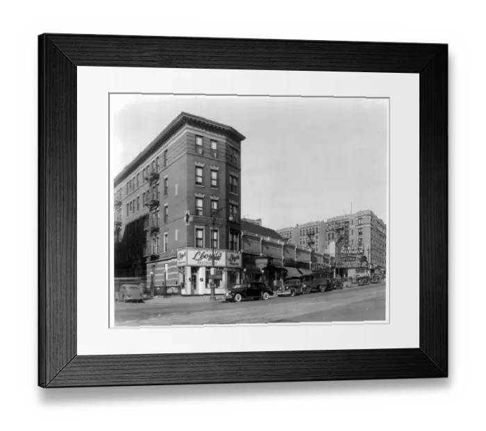 Framed Print : Exterior of buildings In New York City Framed Print : Exterior of buildings In New York City