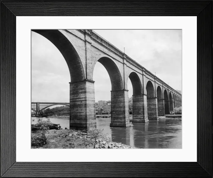Framed Print : High Bridge Aqueduct Framed Print : High Bridge Aqueduct