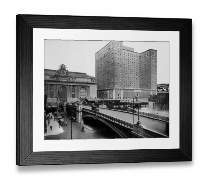Framed Print : The Overpass; Exterior view of the overpass outside Grand Central Terminal, New York City