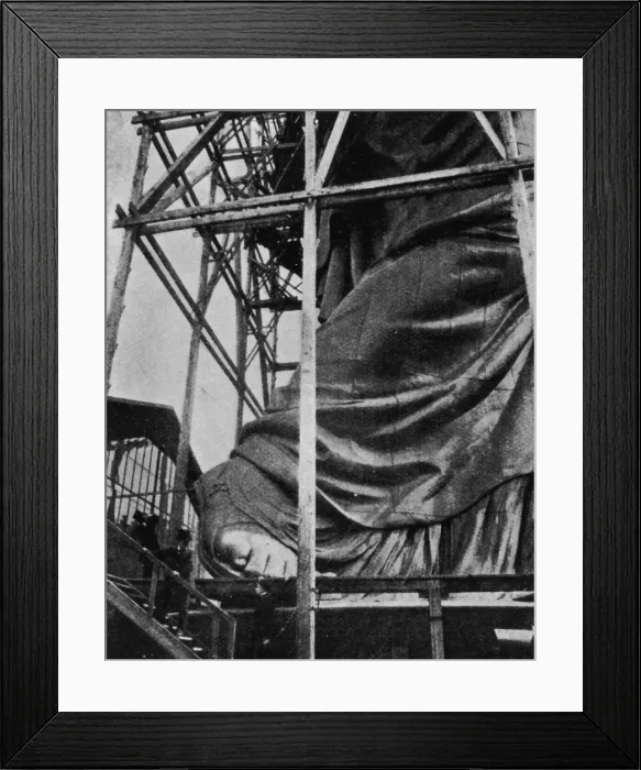 Framed Print : Statue Of Liberty Framed Print : Statue Of Liberty