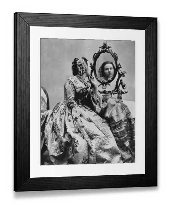 Framed Print : Familiar Face Framed Print : Familiar Face