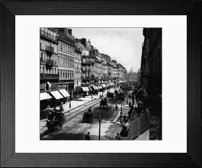 Framed Print : Rue De Rivoli Framed Print : Rue De Rivoli