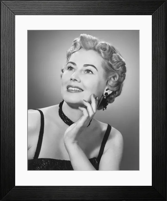 Framed Print : Elegant woman posing in studio, (B&W), portrait Framed Print : Elegant woman posing in studio, (B&W), portrait