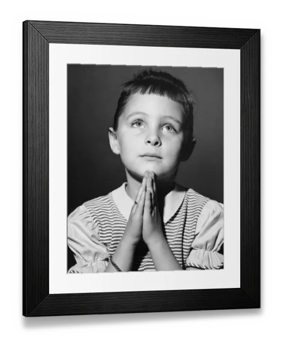 Framed Print : Young girl saying prayer
