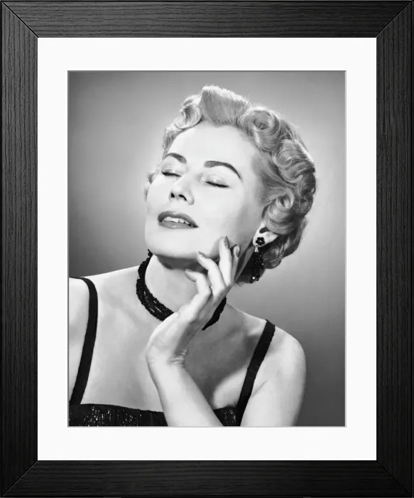 Framed Print : Portrait of woman Framed Print : Portrait of woman