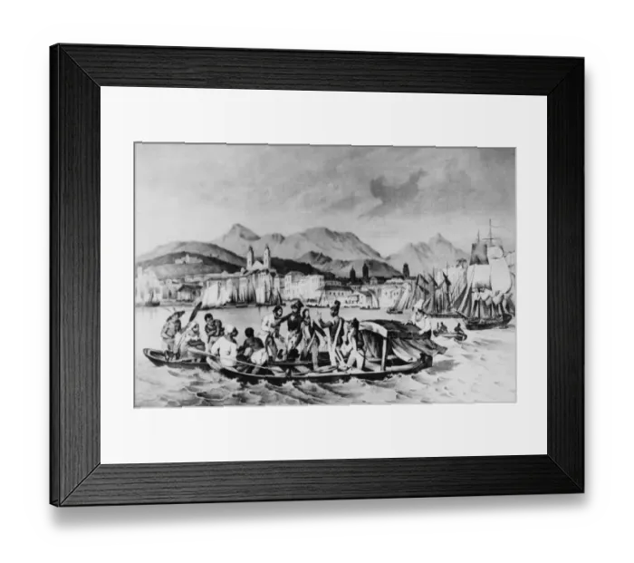 Framed Print : black and white, diry 18939, 3L 2101, J1698816, J169881604, soldier, men, women, sea