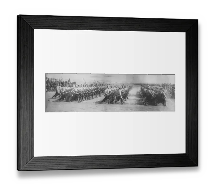 Framed Print : British Topical Press Agency (1903 - 1957) Framed Print : British Topical Press Agency (1903 - 1957)