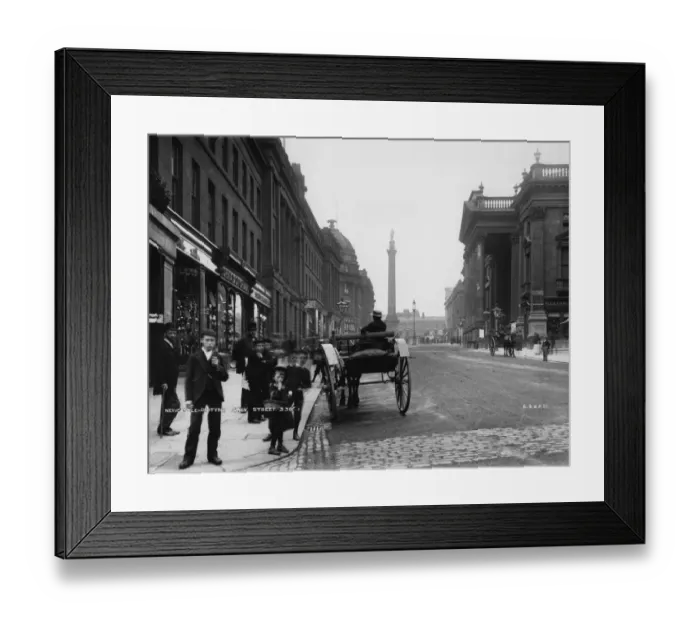 Framed Print : London Stereoscopic Company (1854-1922) Framed Print : London Stereoscopic Company (1854-1922)