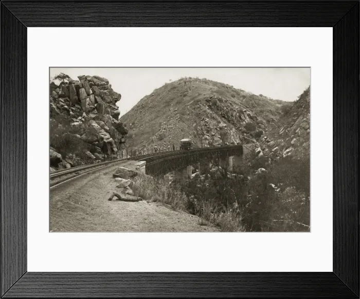 Framed Print : Black and White, diry 18482, J1682938, J168293803, outdoors, day, T / AFR-ANG, incidental people Framed Print : Black and White, diry 18482, J1682938, J168293803, outdoors, day, T / AFR-ANG, incidental people