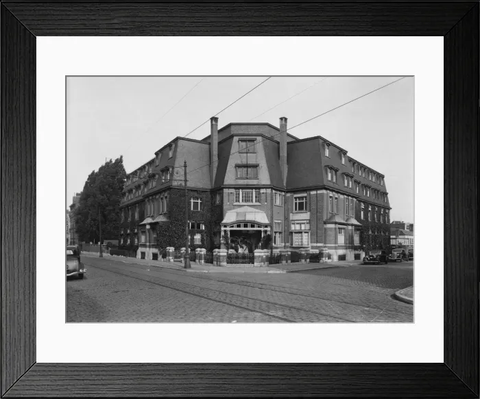 Framed Print : Henry Guttmann Collection Framed Print : Henry Guttmann Collection