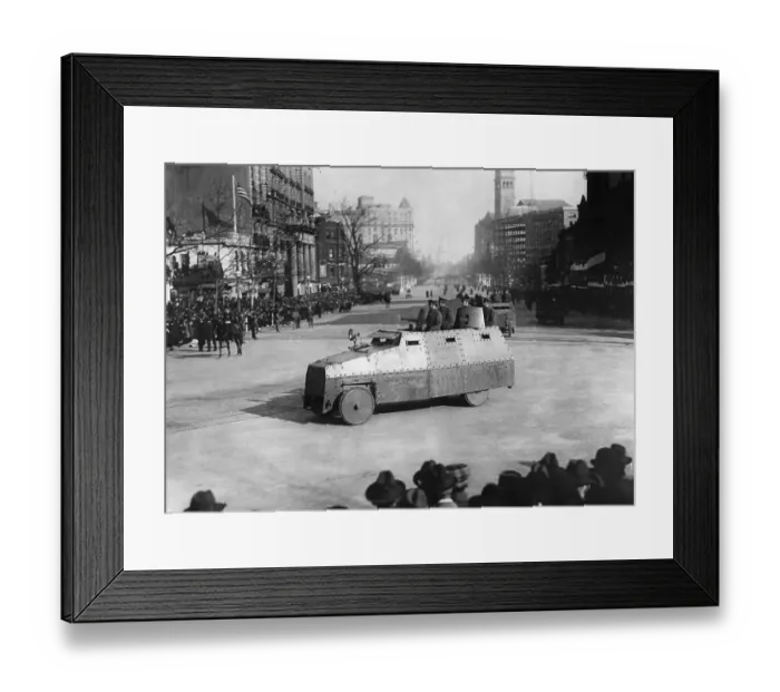 Framed Print : British Topical Press Agency (1903 - 1957) Framed Print : British Topical Press Agency (1903 - 1957)