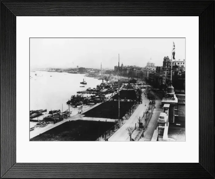 Framed Print : Shanghai Bund Framed Print : Shanghai Bund