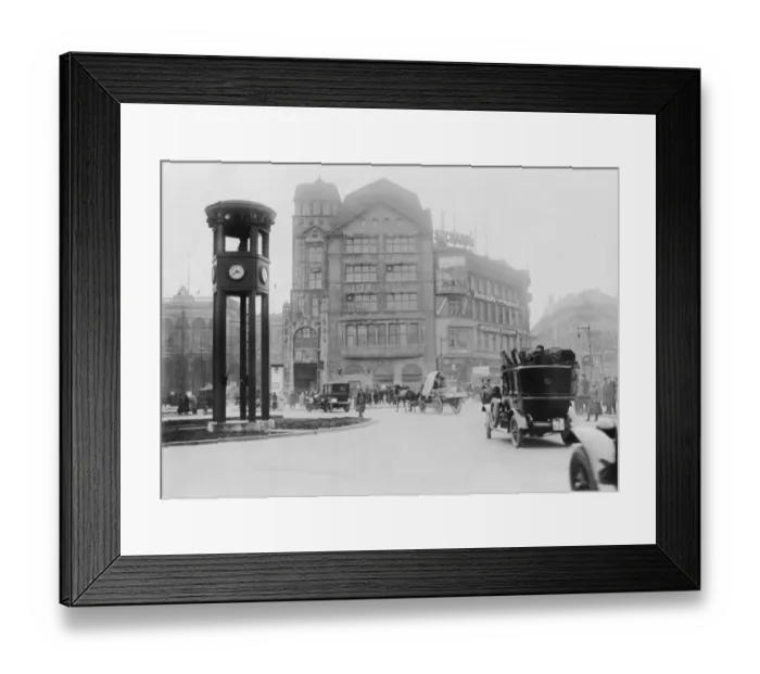 Framed Print : Potsdamer Platz Framed Print : Potsdamer Platz