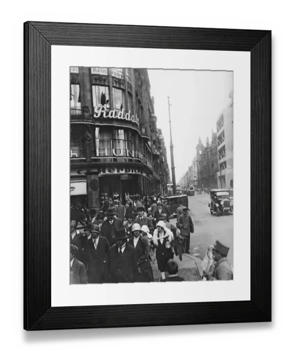 Framed Print : Leipziger Strasse Framed Print : Leipziger Strasse