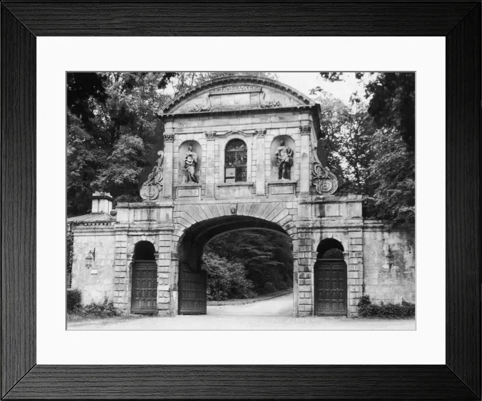 Framed Print : Temple Bar In Theobalds Park Framed Print : Temple Bar In Theobalds Park