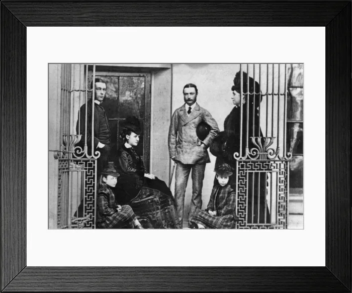 Framed Print : Victorian Family Group Framed Print : Victorian Family Group