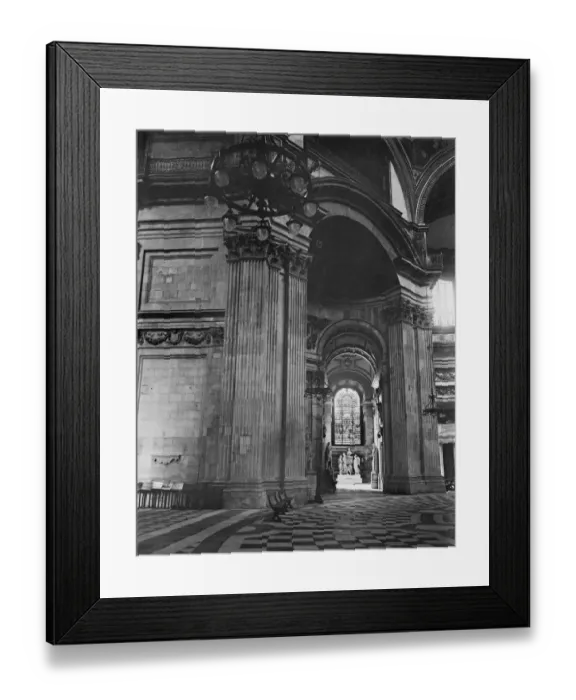 Framed Print : St Pauls Cathedral Framed Print : St Pauls Cathedral