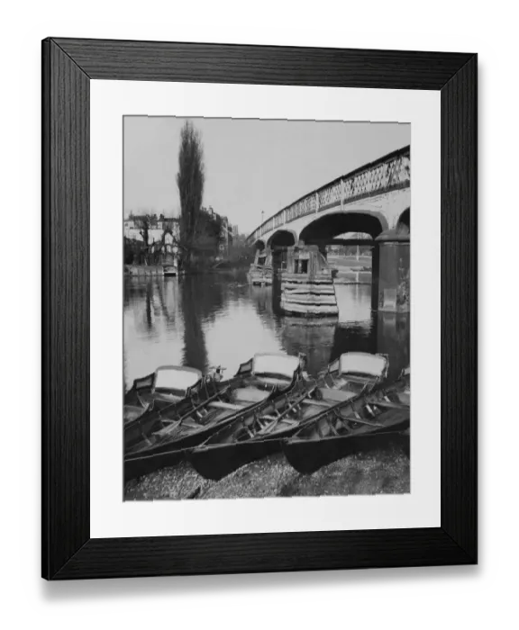 Framed Print : Thames Bridge Framed Print : Thames Bridge