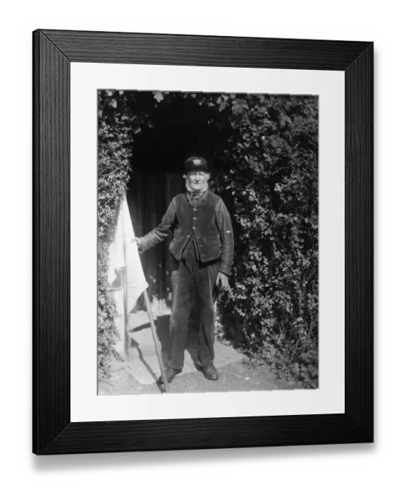 Framed Print : Railway Porter