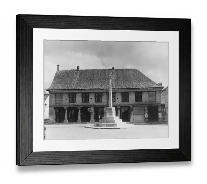 Framed Print : Minchinhampton Framed Print : Minchinhampton