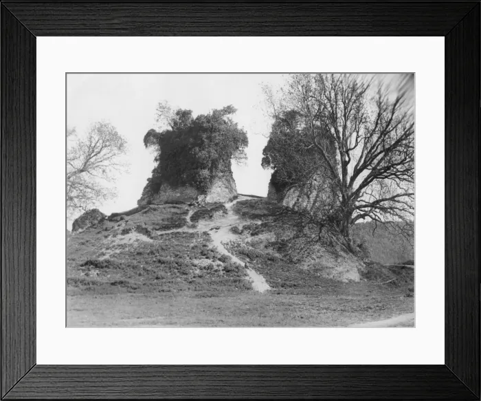 Framed Print : Llandovery Castle Framed Print : Llandovery Castle