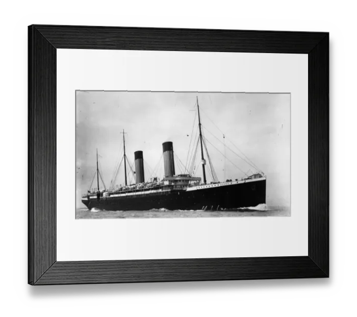 Framed Print : Oceanic Wrecked Framed Print : Oceanic Wrecked