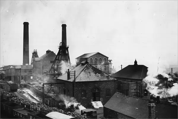 Colliery. 17th November 1926: The Pleasley Colliery in Derbyshire